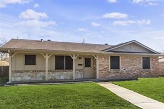 2801 Laramie Street, Irving, TX 75062