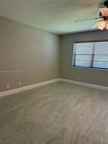 9273 SW 8th St 311, Boca Raton, FL 33428