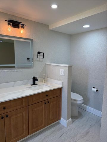 9273 SW 8th St 311, Boca Raton, FL 33428