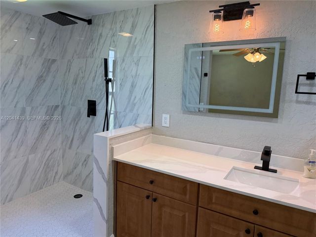 9273 SW 8th St 311, Boca Raton, FL 33428