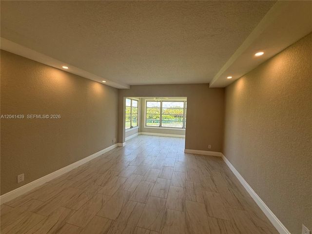 9273 SW 8th St 311, Boca Raton, FL 33428