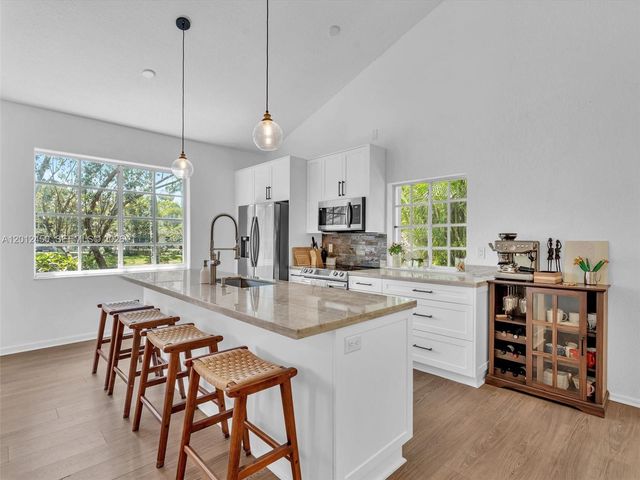 629 Spinnaker, Weston, FL 33326