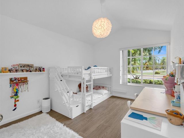 629 Spinnaker, Weston, FL 33326