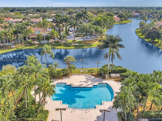 629 Spinnaker, Weston, FL 33326