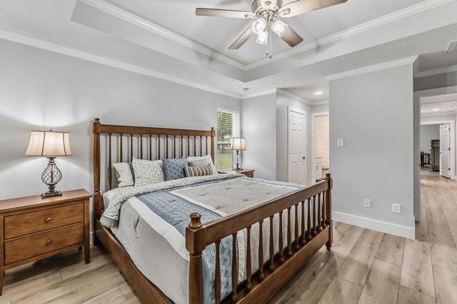 310 Augusta Drive, Huntsville, TX 77340