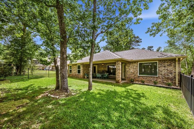 310 Augusta Drive, Huntsville, TX 77340