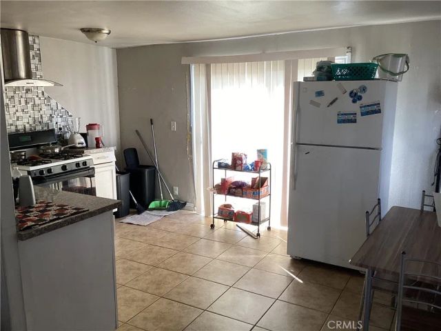 1855 E Riverside 268, Ontario, CA 91761