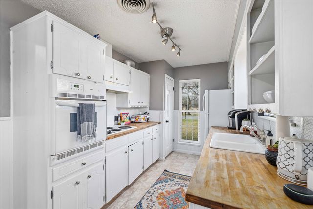 503 Oak Trail, Brownwood, TX 76801