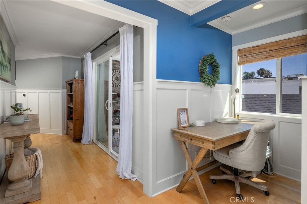 Image 25 of property listing at 331 Walnut Street, Newport Beach, CA 92663