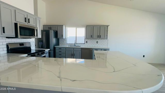 15191 S AMADO Boulevard, Arizona City, AZ 85123