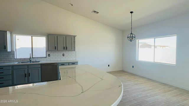 15191 S AMADO Boulevard, Arizona City, AZ 85123