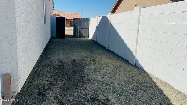 15191 S AMADO Boulevard, Arizona City, AZ 85123