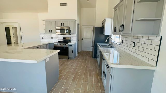 15191 S AMADO Boulevard, Arizona City, AZ 85123