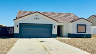 15191 S AMADO Boulevard, Arizona City, AZ 85123