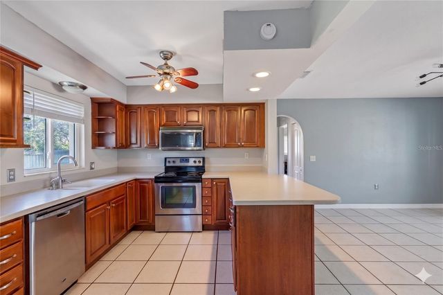 605 S FLORIDA AVENUE, Tarpon Springs, FL 34689