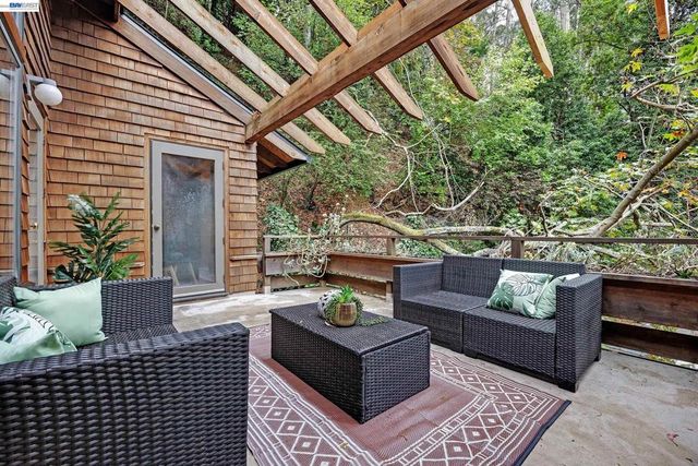 7360 Claremont Ave, Berkeley, CA 94705