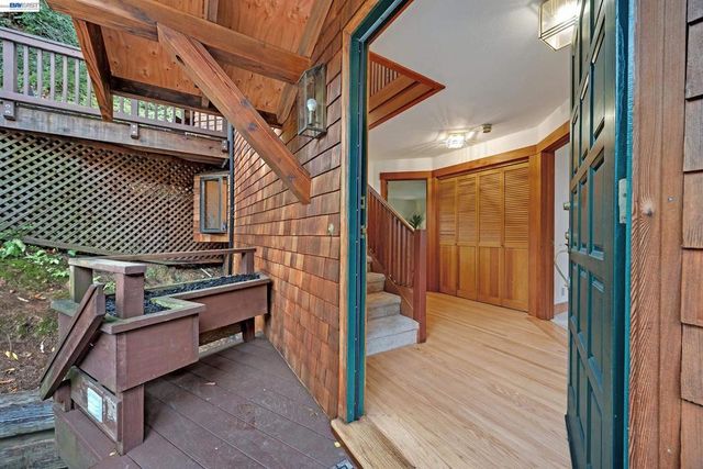 7360 Claremont Ave, Berkeley, CA 94705
