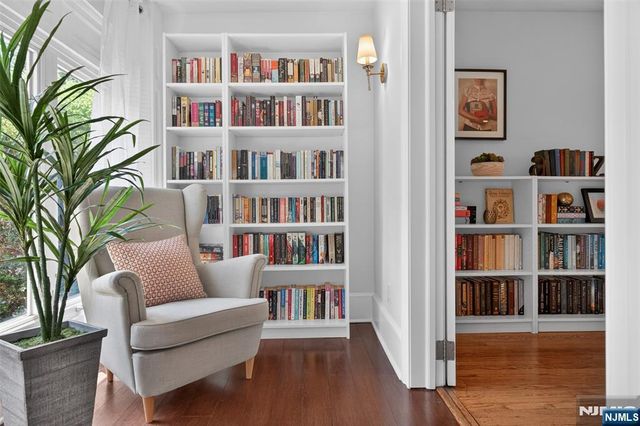 14 Gray Street, Montclair, NJ 07042