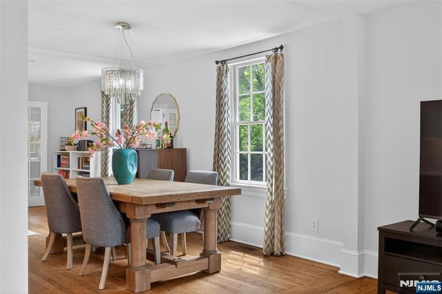 14 Gray Street, Montclair, NJ 07042
