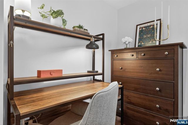 14 Gray Street, Montclair, NJ 07042