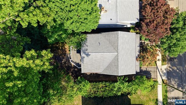 14 Gray Street, Montclair, NJ 07042
