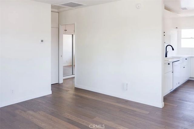3202 Minneapolis, Los Angeles, CA 90039