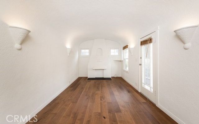3202 Minneapolis, Los Angeles, CA 90039