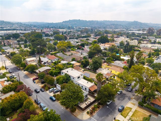 3202 Minneapolis, Los Angeles, CA 90039