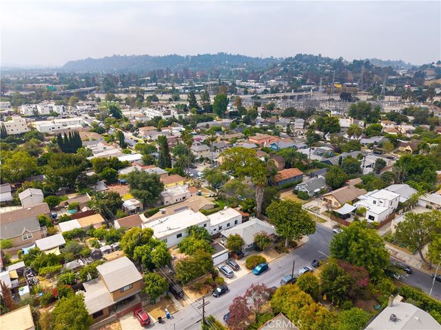 3202 Minneapolis, Los Angeles, CA 90039