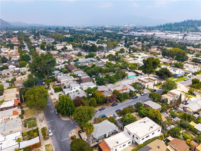 3202 Minneapolis, Los Angeles, CA 90039