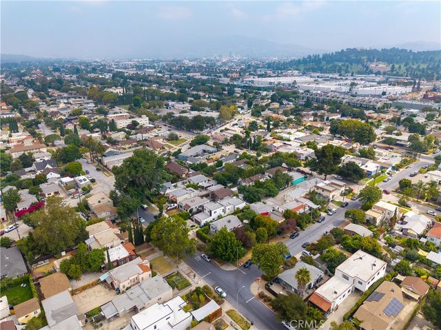 3202 Minneapolis, Los Angeles, CA 90039