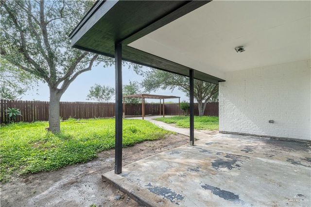 3107 N Edison Avenue, Edinburg, TX 78541