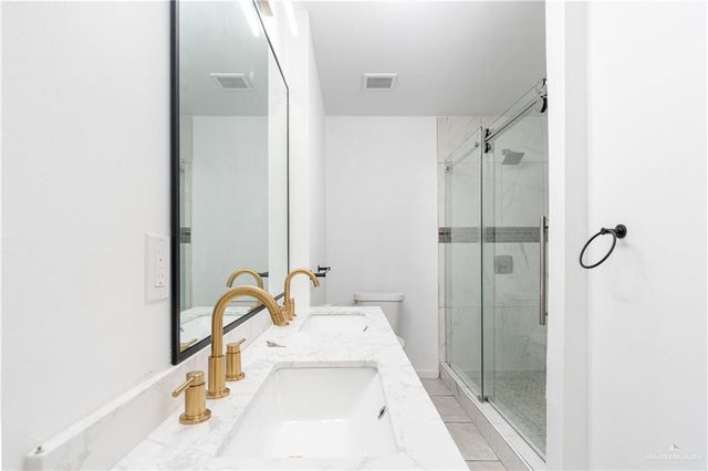 3107 N Edison Avenue, Edinburg, TX 78541