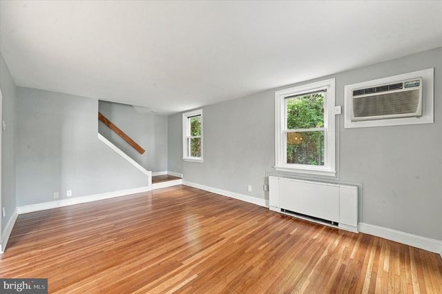 428 WALNUT AVE, Aldan, PA 19018