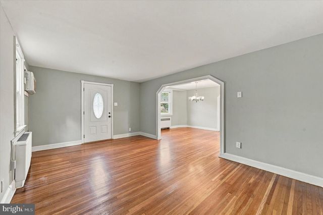 428 WALNUT AVE, Aldan, PA 19018