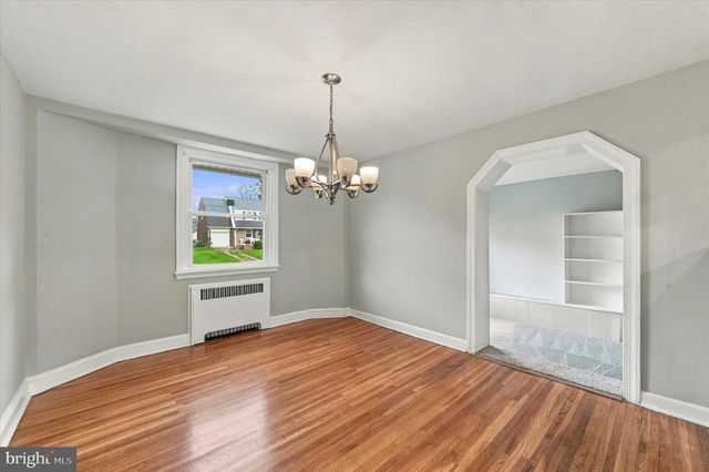 428 WALNUT AVE, Aldan, PA 19018