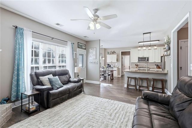 755 Willowwind Drive, Loganville, GA 30052