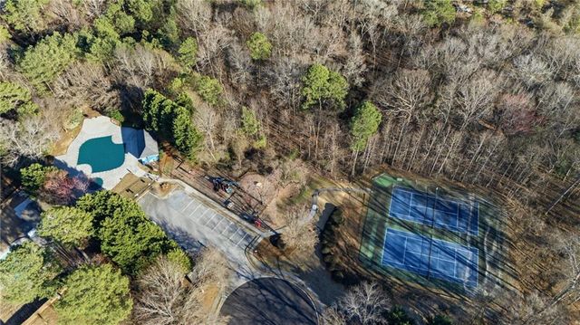 755 Willowwind Drive, Loganville, GA 30052