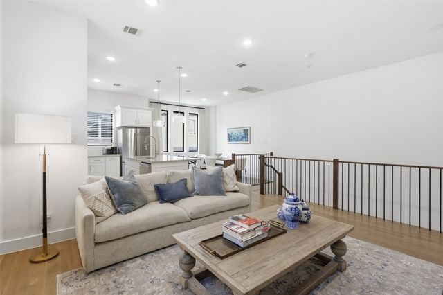 8116 Radnor Road, Dallas, TX 75231