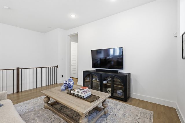 8116 Radnor Road, Dallas, TX 75231