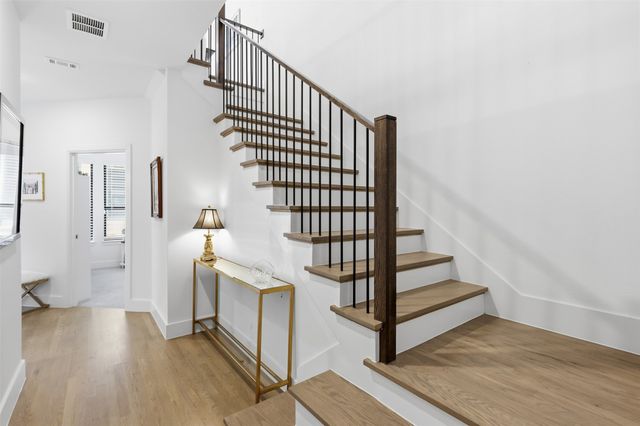 8116 Radnor Road, Dallas, TX 75231