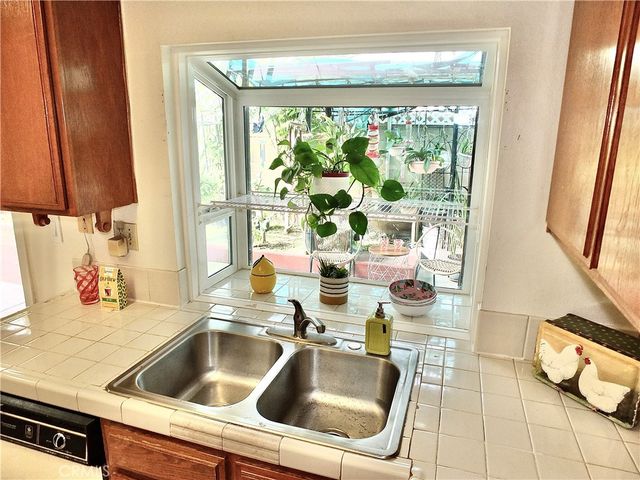 15121 Rancho Clemente, Paramount, CA 90723