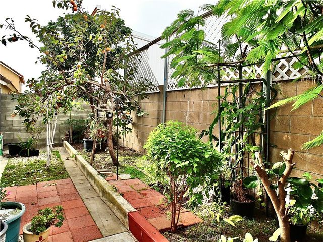 15121 Rancho Clemente, Paramount, CA 90723