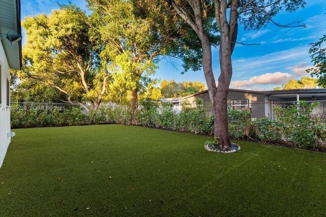 256 NW 78th Ter, Margate, FL 33063