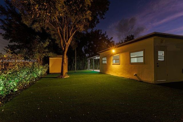 256 NW 78th Ter, Margate, FL 33063