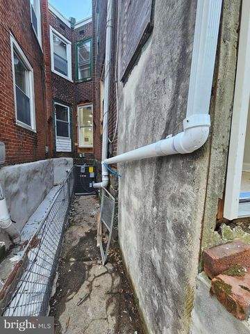 6047 RACE ST, Philadelphia, PA 19139