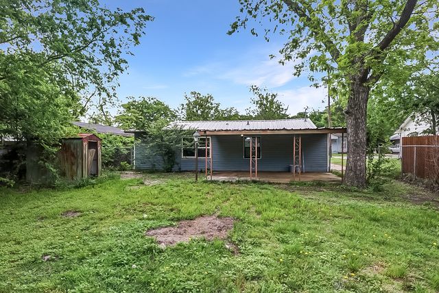 265 W Shirley Street, Stephenville, TX 76401