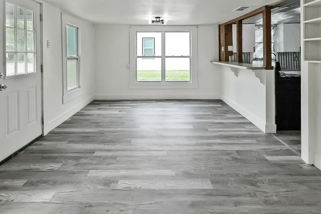 265 W Shirley Street, Stephenville, TX 76401