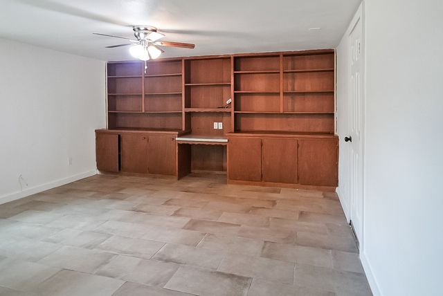265 W Shirley Street, Stephenville, TX 76401