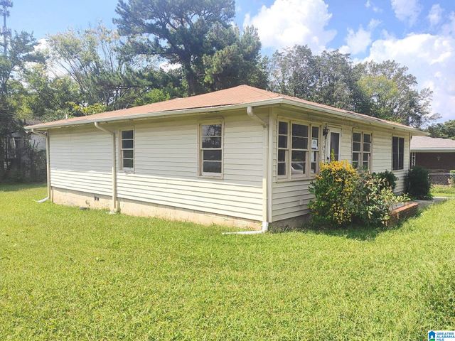 5 21ST COURT NW, Center Point, AL 35215